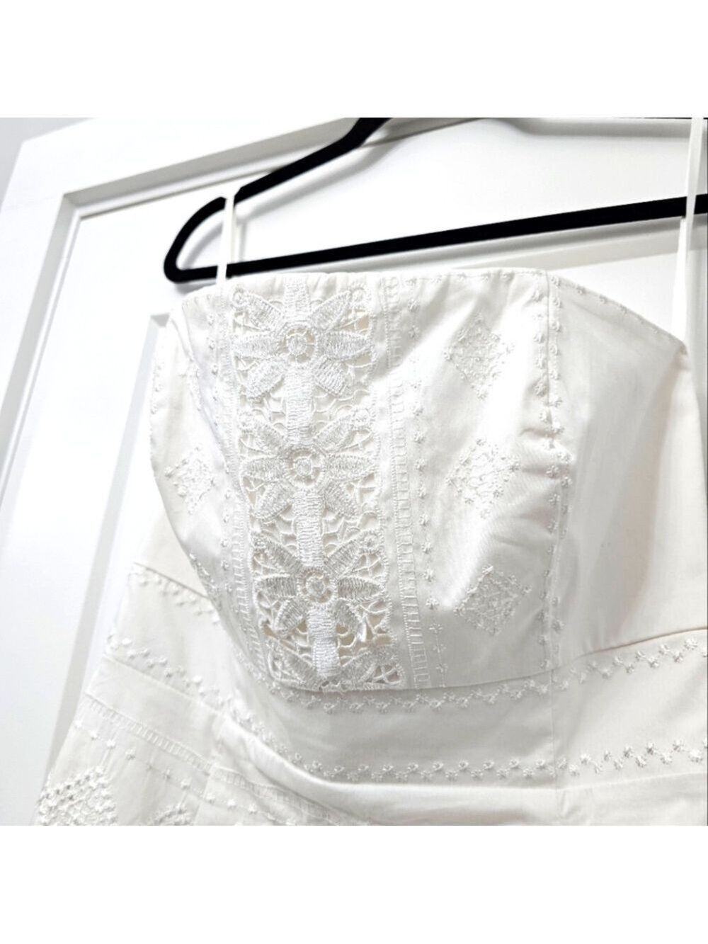 White House Black Market White Strapless Embroidered Eyelet Lace Dress Size 10 - Picture 4 of 14